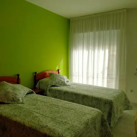Piso Emigrante Lejlighed